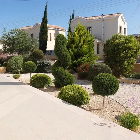 Villa Eleon